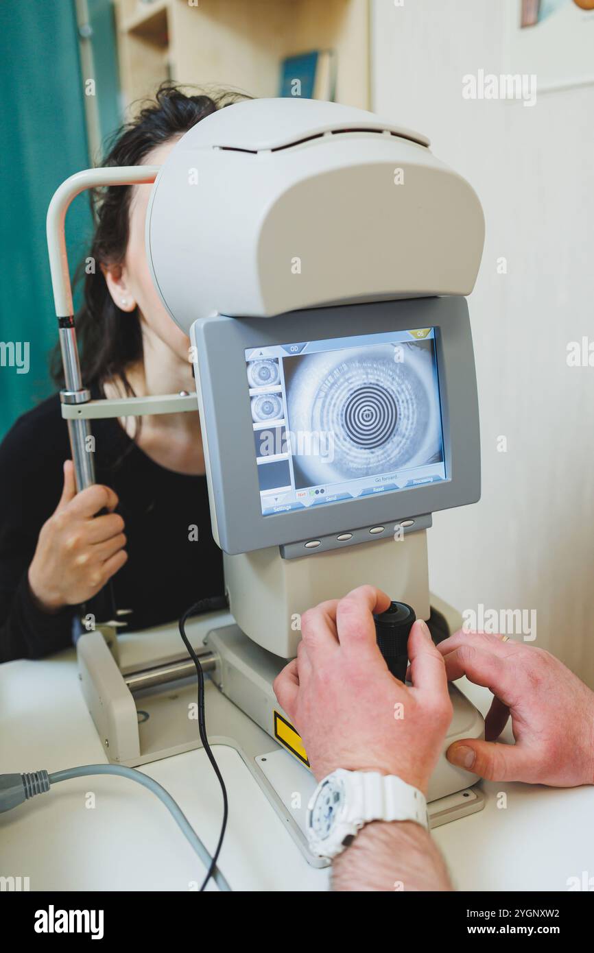 Microscope Vision Check Old microscopes hi-res stock photography and images - Alamy