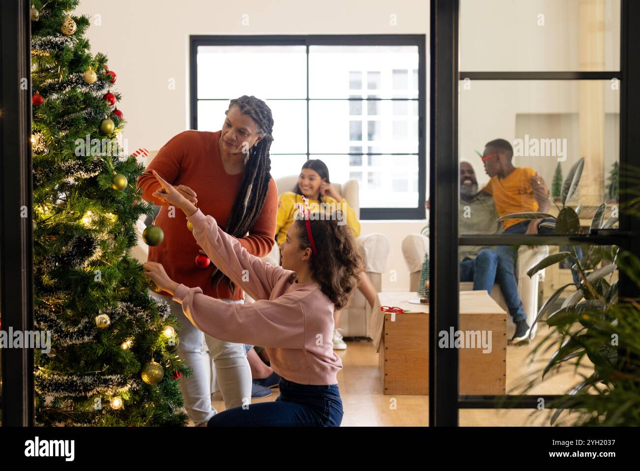 Joyful family moments hi-res stock photography and images - Alamy