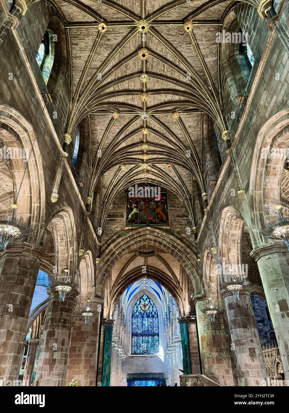 'The grand interior of a historic cathedral, showcasing elegant arches' - Smartphone Captured Stock Image