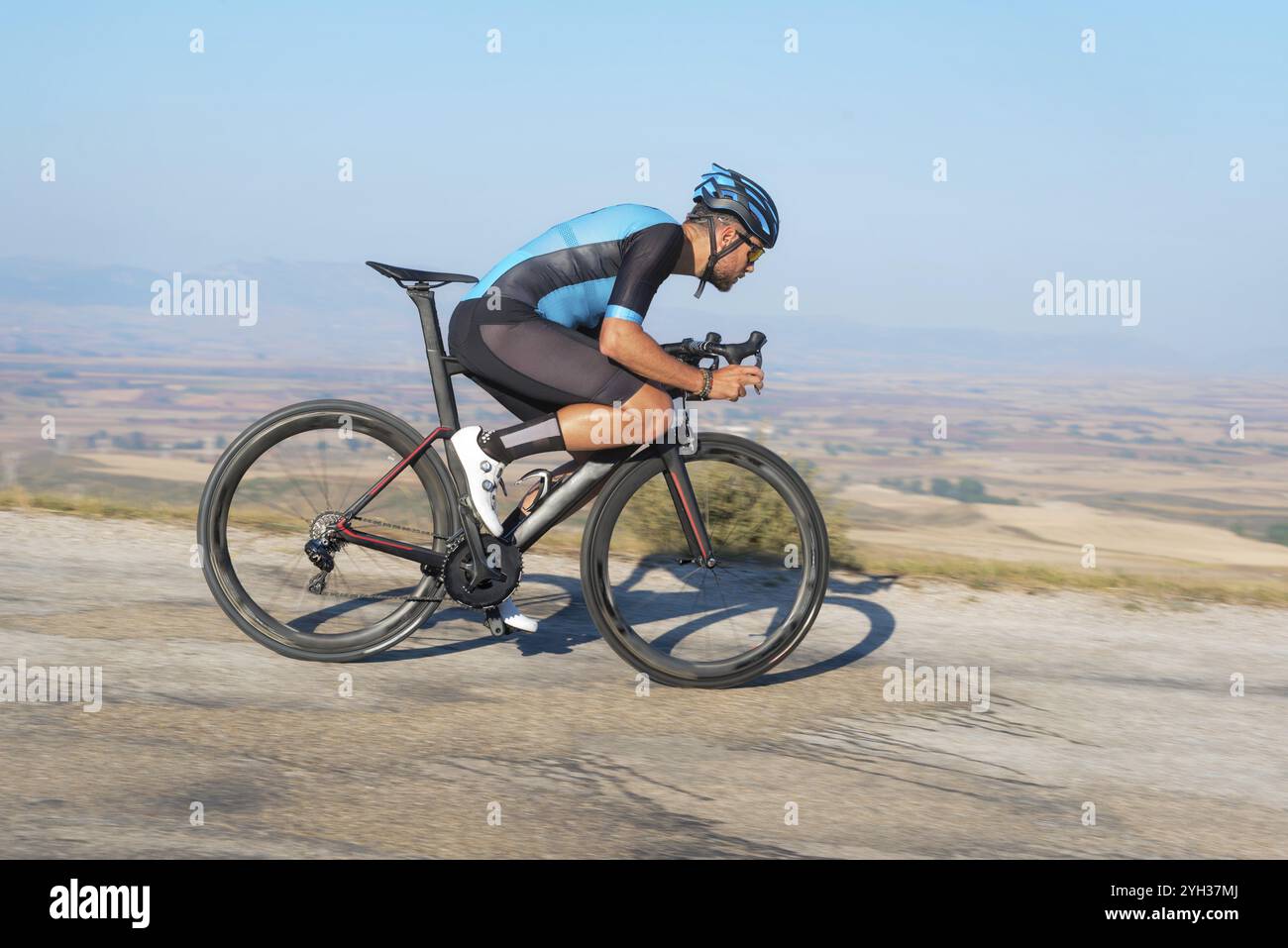 Riding down hill hi-res stock photography and images - Alamy
