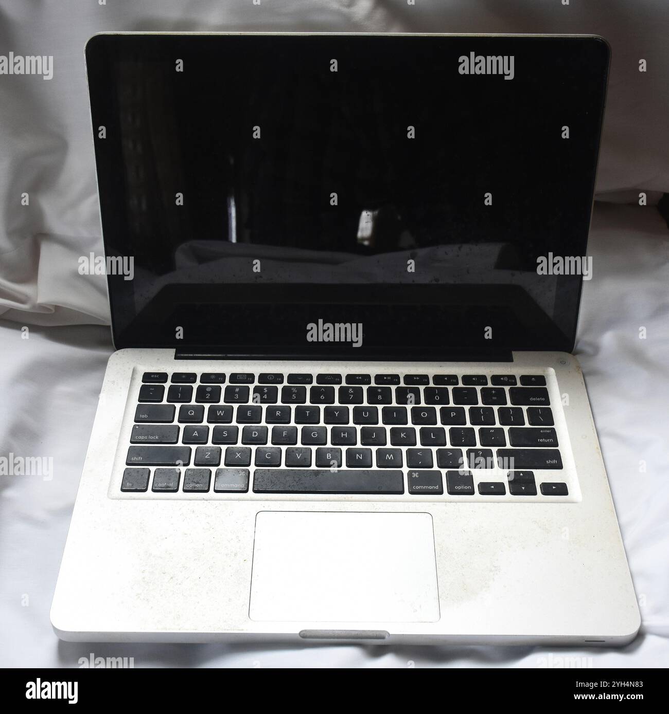 Computerlaptop hi-res stock photography and images - Alamy