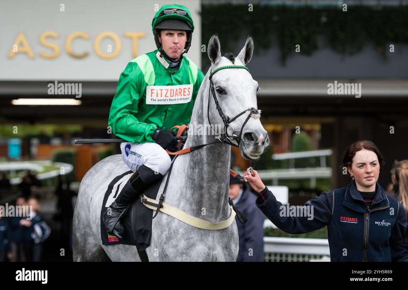Bad ground at racecourse hi-res stock photography and images - Alamy