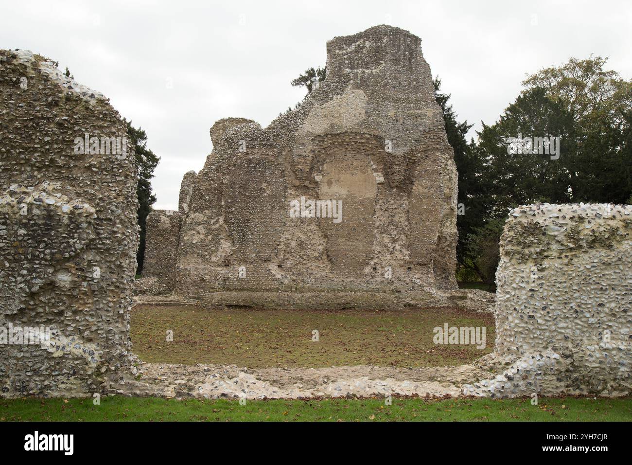 Medieval manor house remains hi-res stock photography and images - Alamy