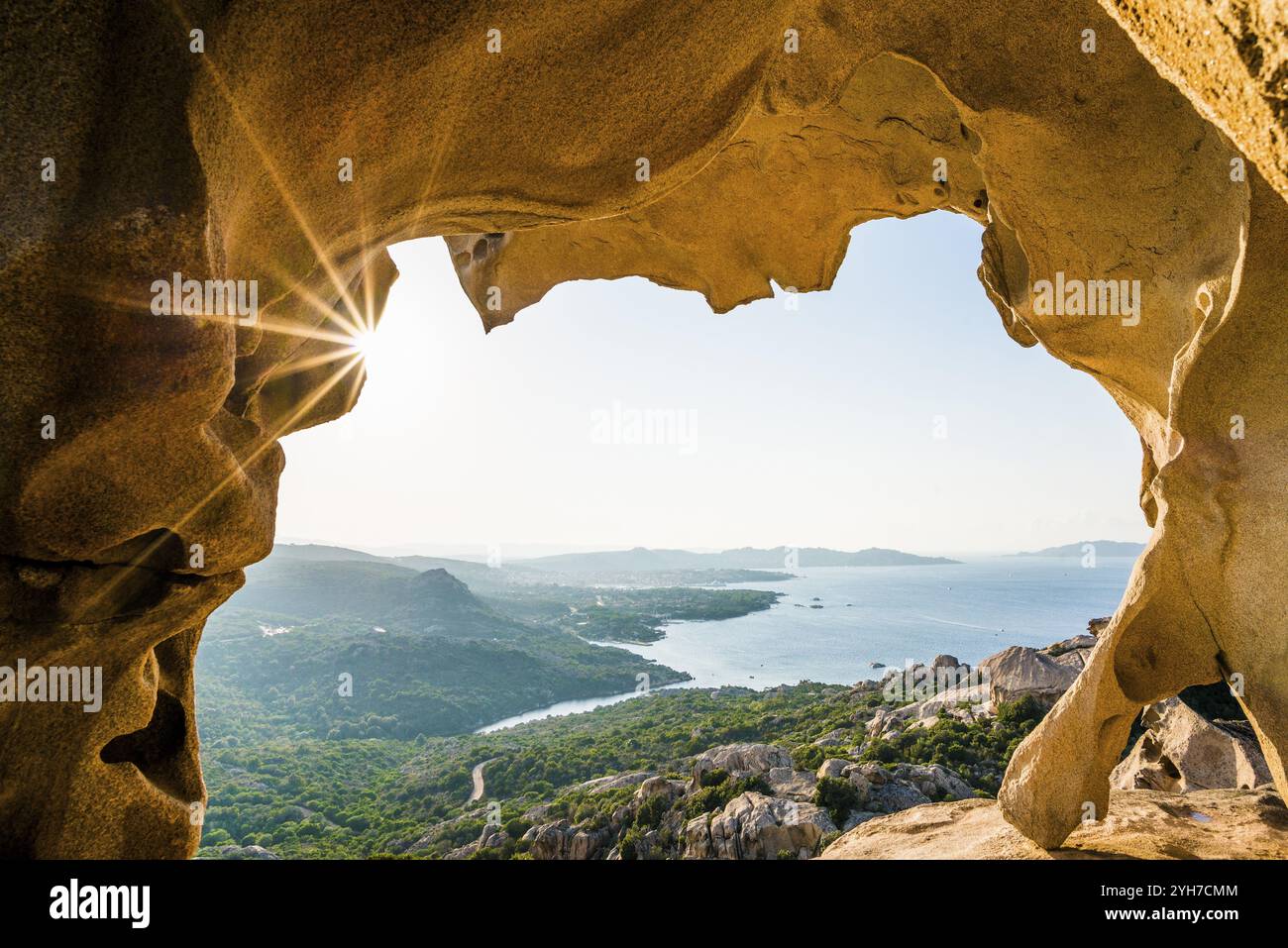 Bizarre granite rocks, Roccia dell Orso, sunset, Capo d'Orso, Palau ...