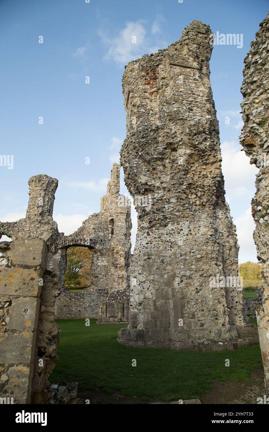 ruins Castle Acre Cluniac Priory Stock Photo - Alamy