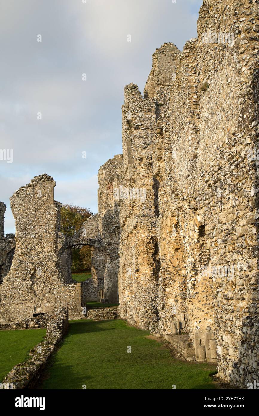 ruins Castle Acre Cluniac Priory Stock Photo - Alamy