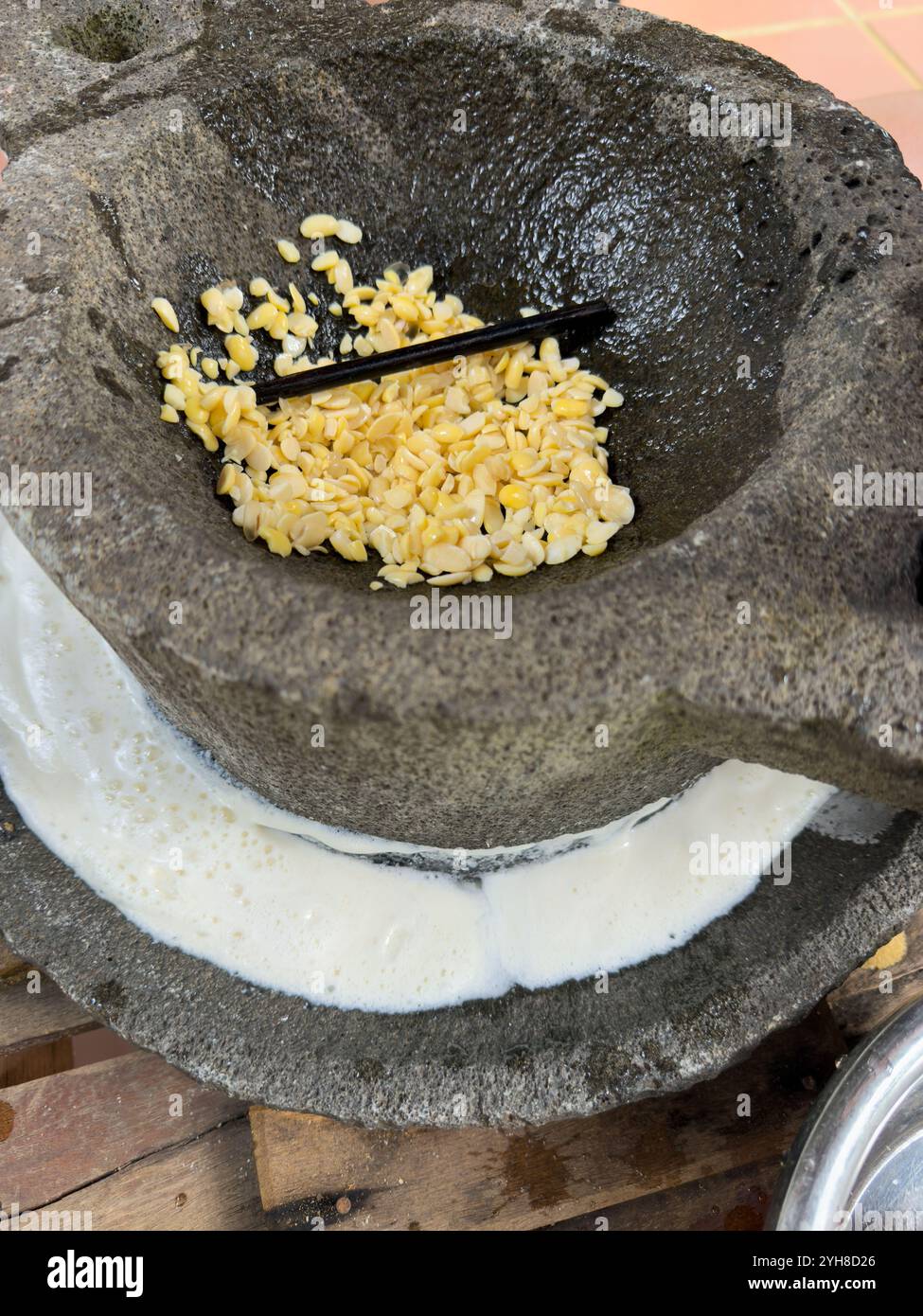 Tofu making process hi-res stock photography and images - Alamy
