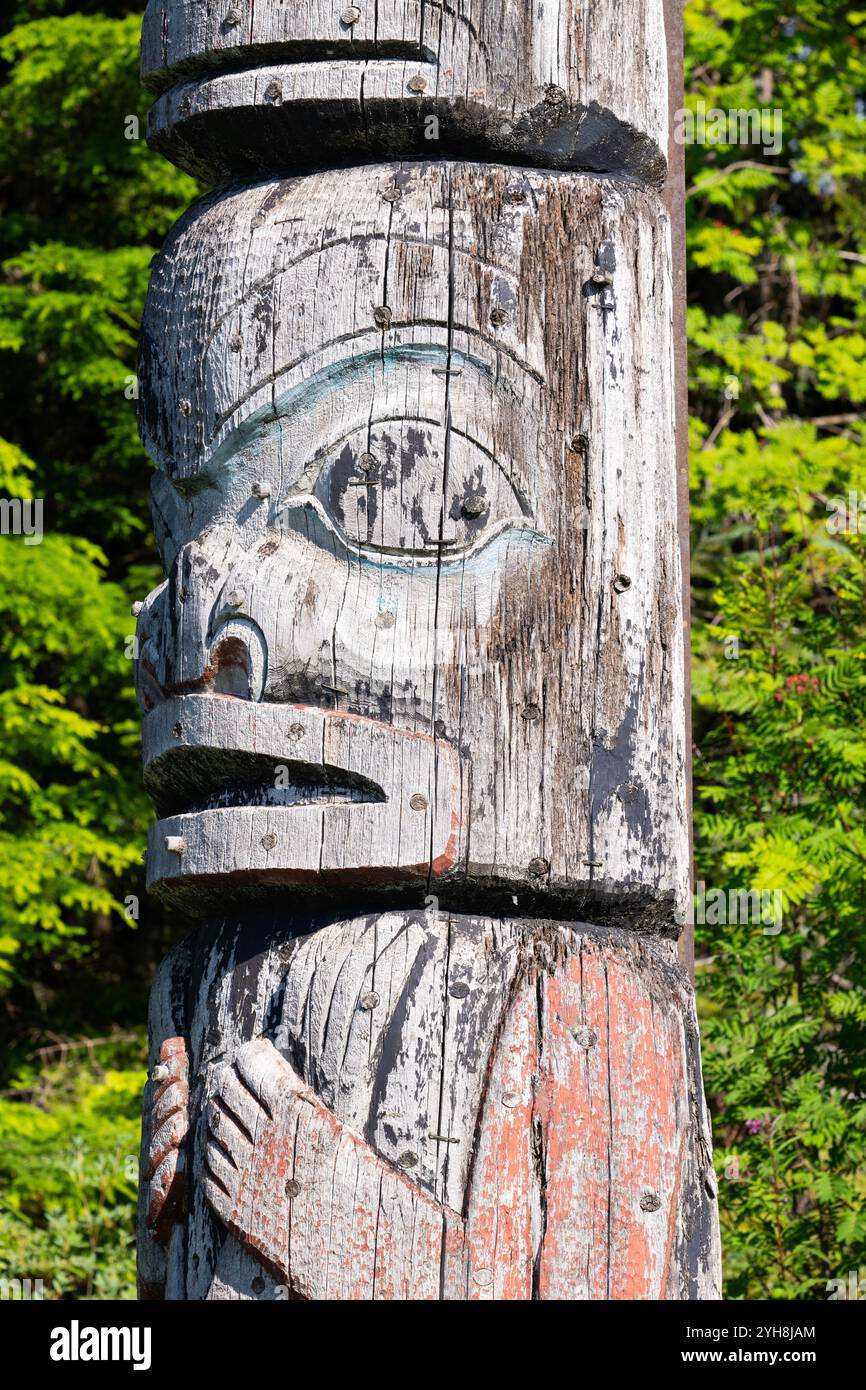 Alaska, Kupreanof Island, Tlingit community of Kake. Kake’s 132-foot totem pole is the tallest in the world carved by a Native carver. Stock Photo