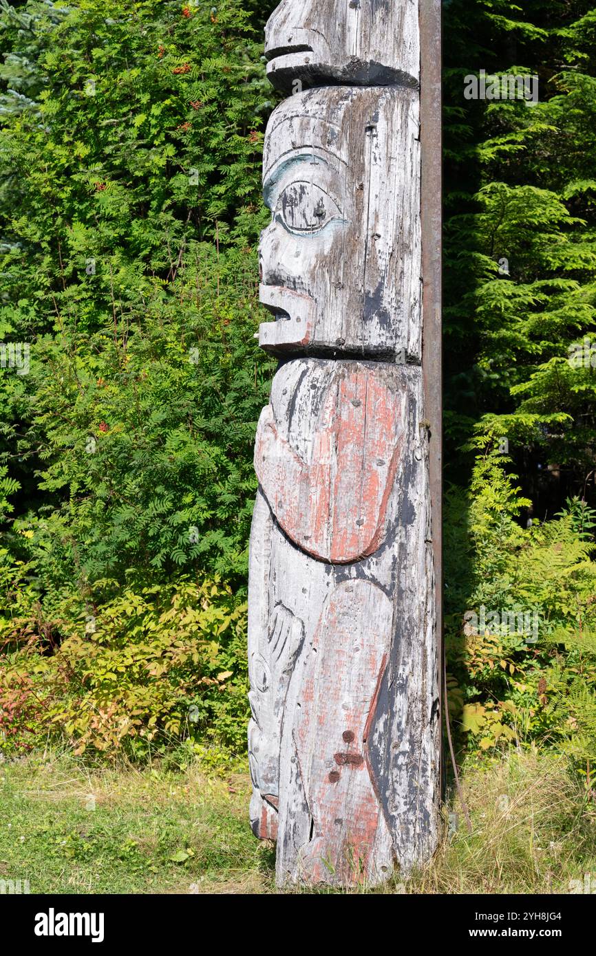 Alaska, Kupreanof Island, Tlingit community of Kake. Kake’s 132-foot totem pole is the tallest in the world carved by a Native carver. Stock Photo