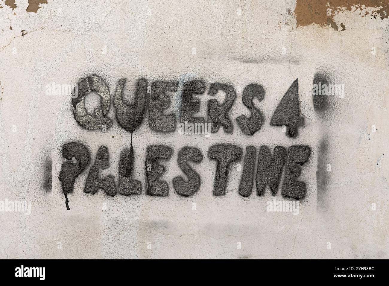 Queers 4 Palestine graffiti Stock Photo