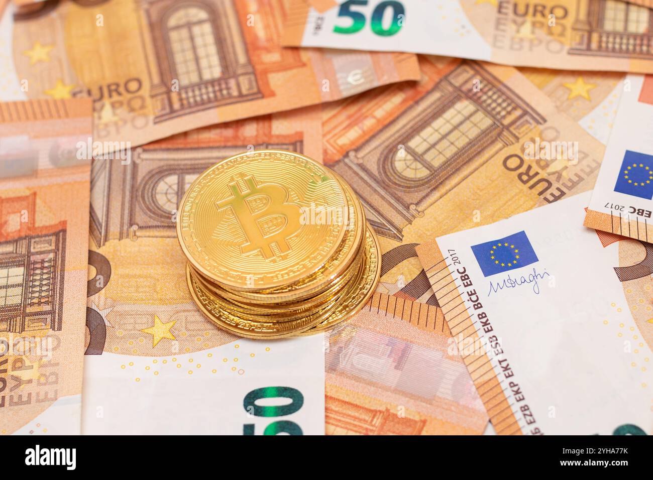 Exchange union crypto hi-res stock photography and images - Page 3 - Alamy
