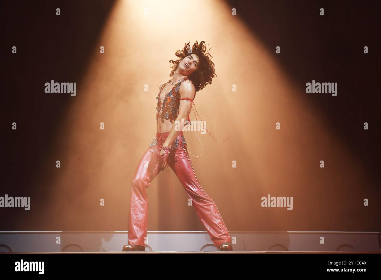 LONDON, ENGLAND - NOVEMBER 10: Conan Gray performing at OVO Arena ...