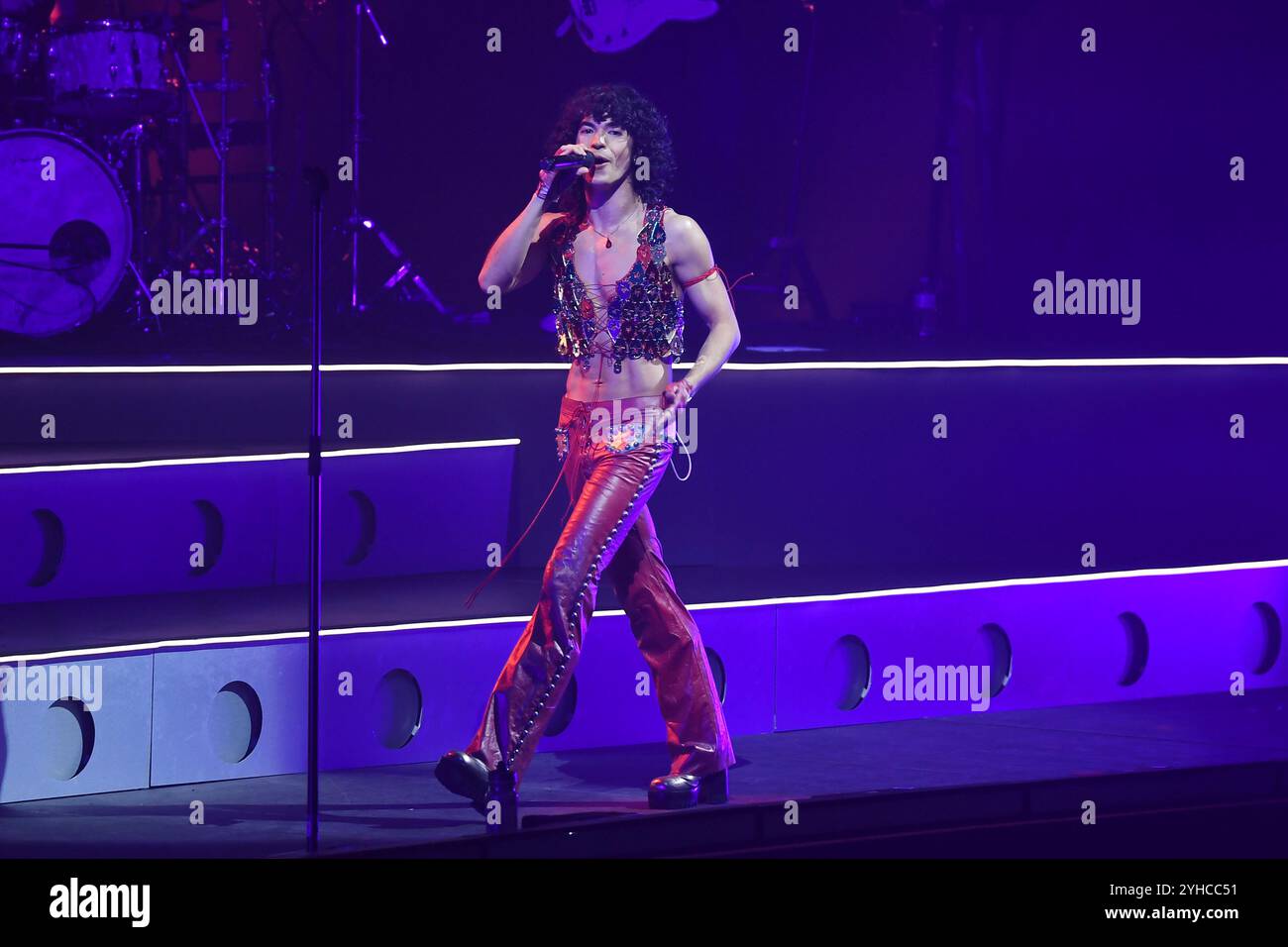 LONDON, ENGLAND - NOVEMBER 10: Conan Gray performing at OVO Arena ...