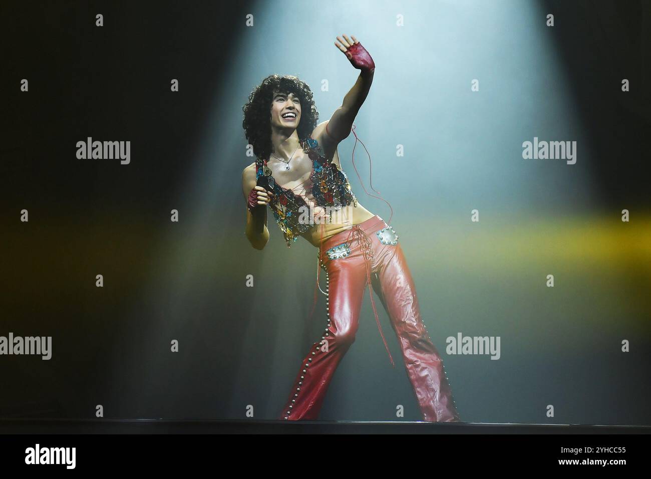 LONDON, ENGLAND - NOVEMBER 10: Conan Gray performing at OVO Arena ...