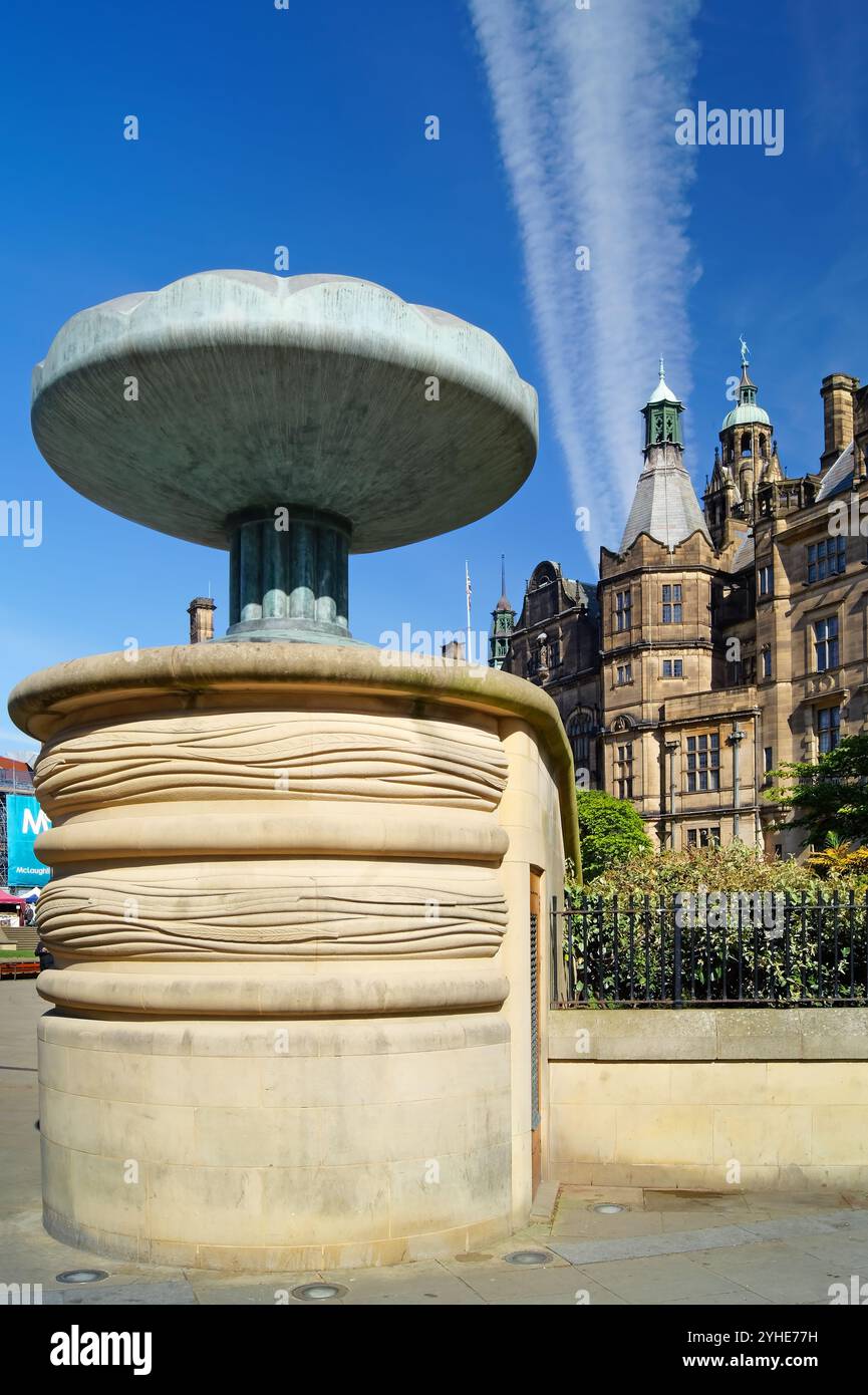 Sheffield council sheffield town hall clock tower hi-res stock ...
