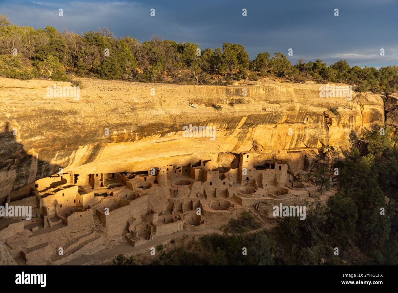 mesa-verde-national-park-in-colorado-is-where-ancestral-pueblo-people