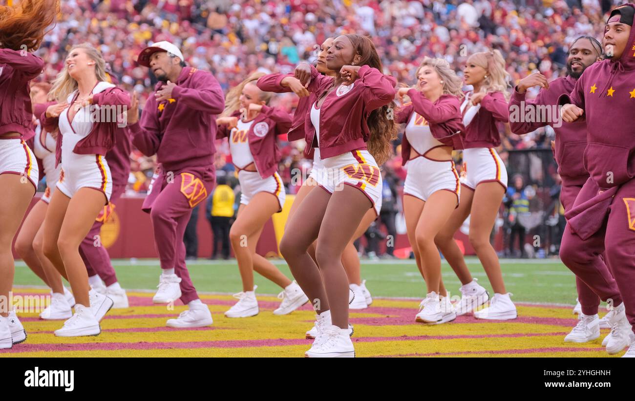 Washington commanders cheerleaders hi-res stock photography and images ...