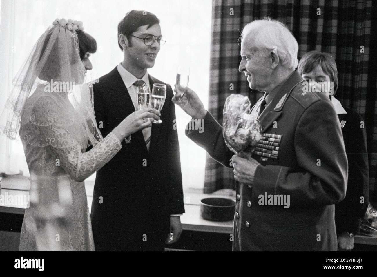 1950 militar hi-res stock photography and images - Alamy, image size:1300x956