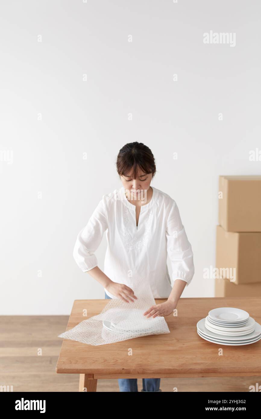 Woman list to the floor hi-res stock photography and images - Alamy