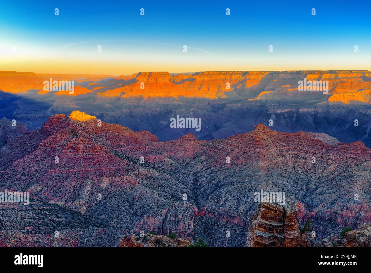 Southern Rim Gr Amazing natural geological formation - Grand Canyon in Arizona ...