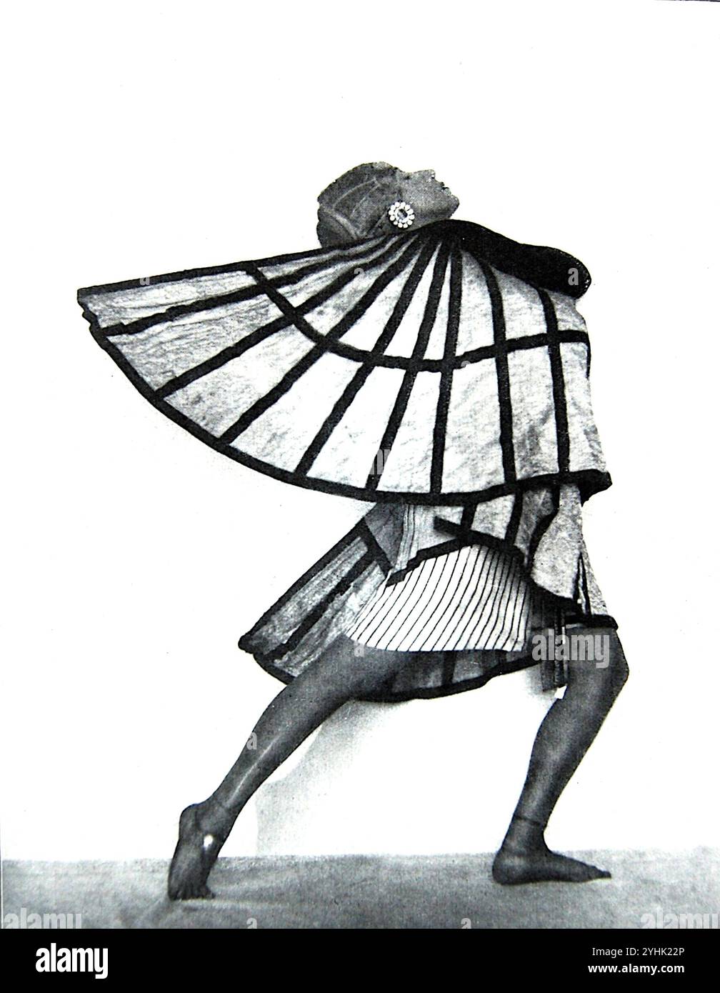 Hanns Holdt photograph of Sent M'Ahesa, pseudonym of Else von Carlberg a Swedish dancer, translator and journalist - c1928 Stock Photo