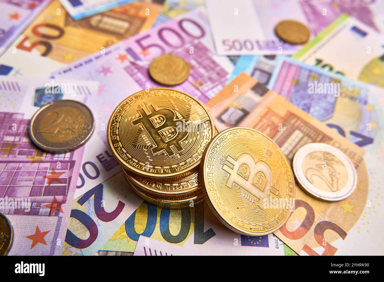 Binance us hi-res stock photography and images - Alamy