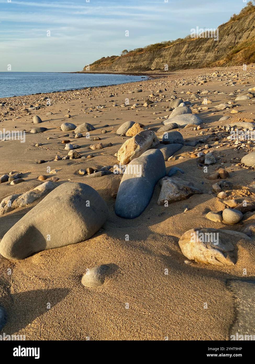Lyme regis beach looking hi-res stock photography and images - Alamy