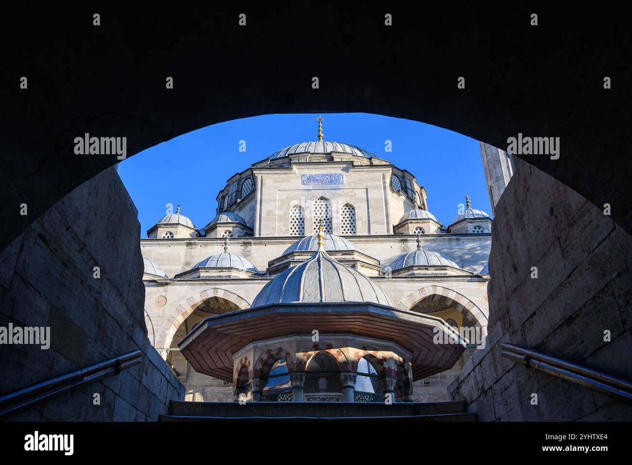 27/10/2024. Istanbul, Turkey. The Sokollu Mehmed Pasha Mosque, a 16th-century Ottoman mosque in the Kadırga neighborhood in Fatih district. Photo: © Simon Grosset Stock Photo