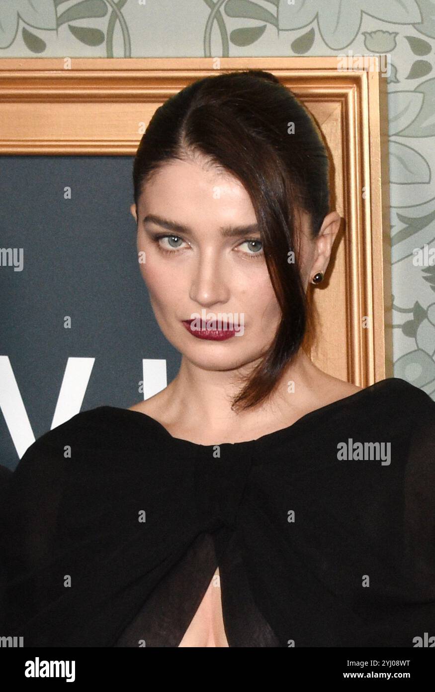 Eve hewson bad sisters hires stock photography and images Alamy