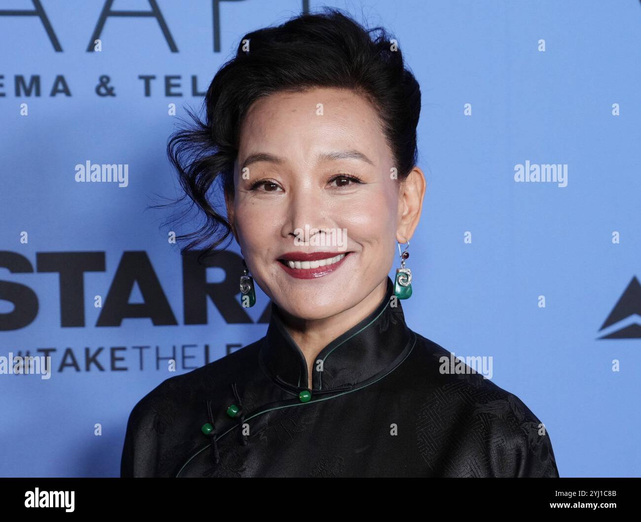 Joan chen hi-res stock photography and images - Page 6 - Alamy, image size:1300x1060