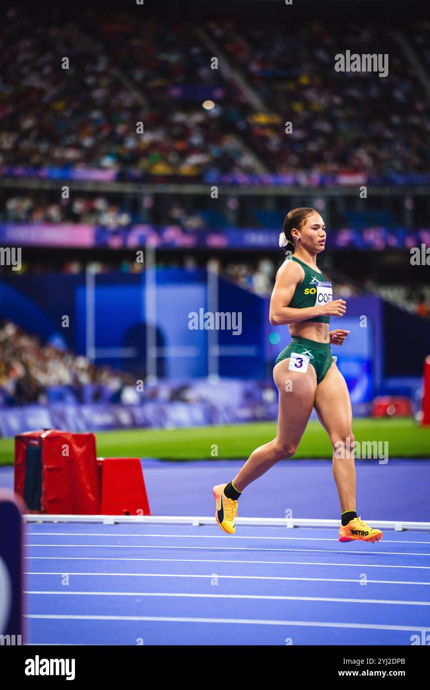 Miranda Coetzee participating in the 400 meters at the Paris 2024 ...