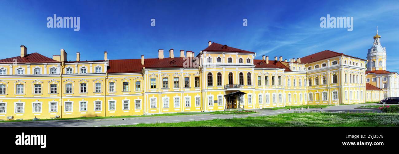 Tomb saint alexander nevsky hi-res stock photography and images - Alamy