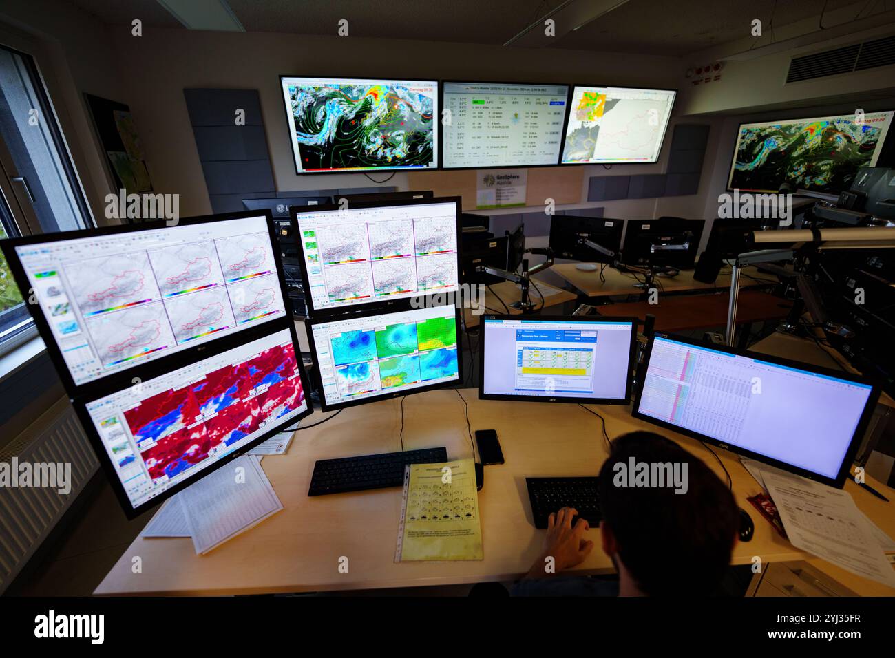 20241112 hi-res stock photography and images - Alamy