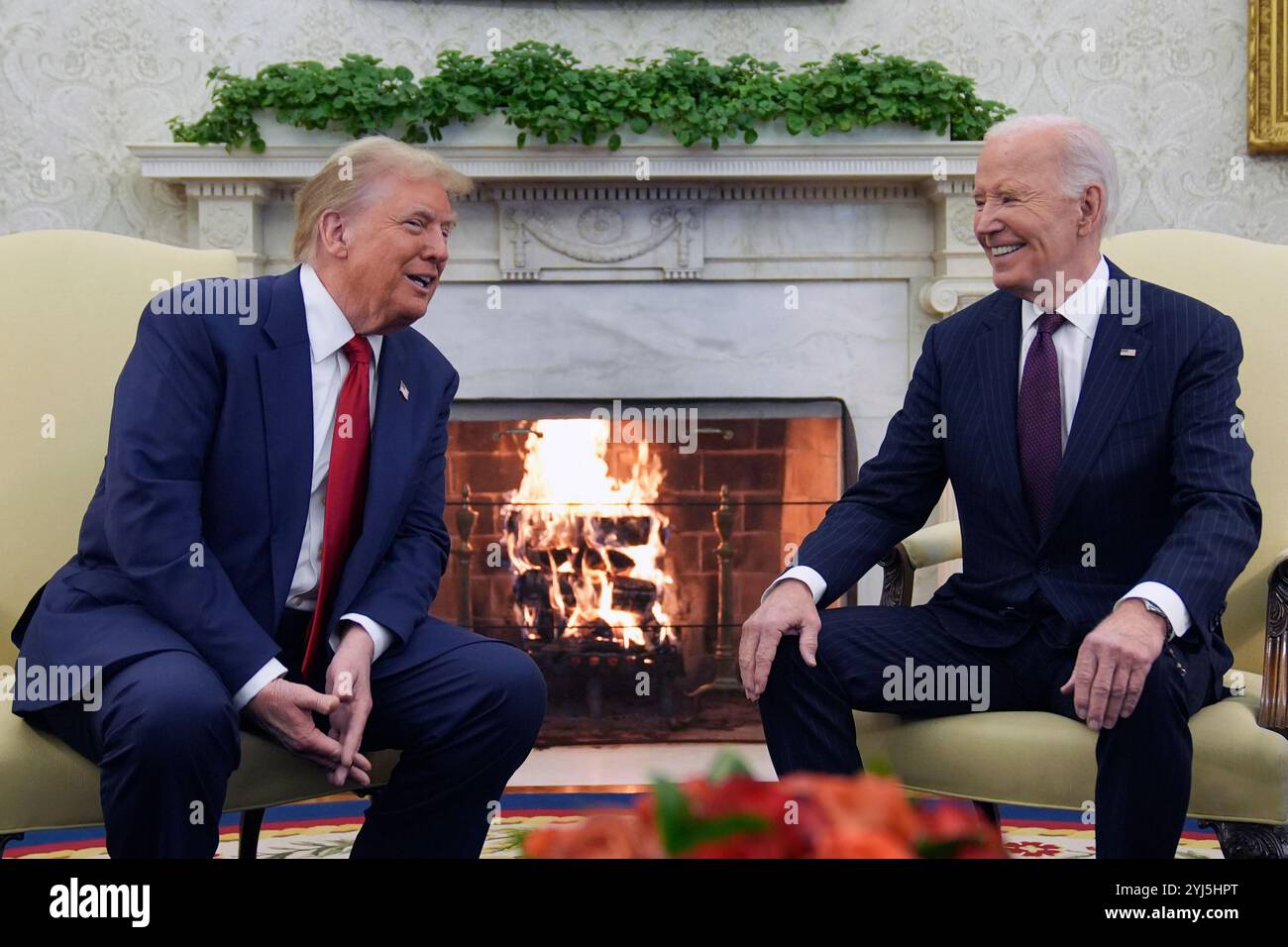 President Joe Biden meets with President-elect Donald Trump in the Oval ...