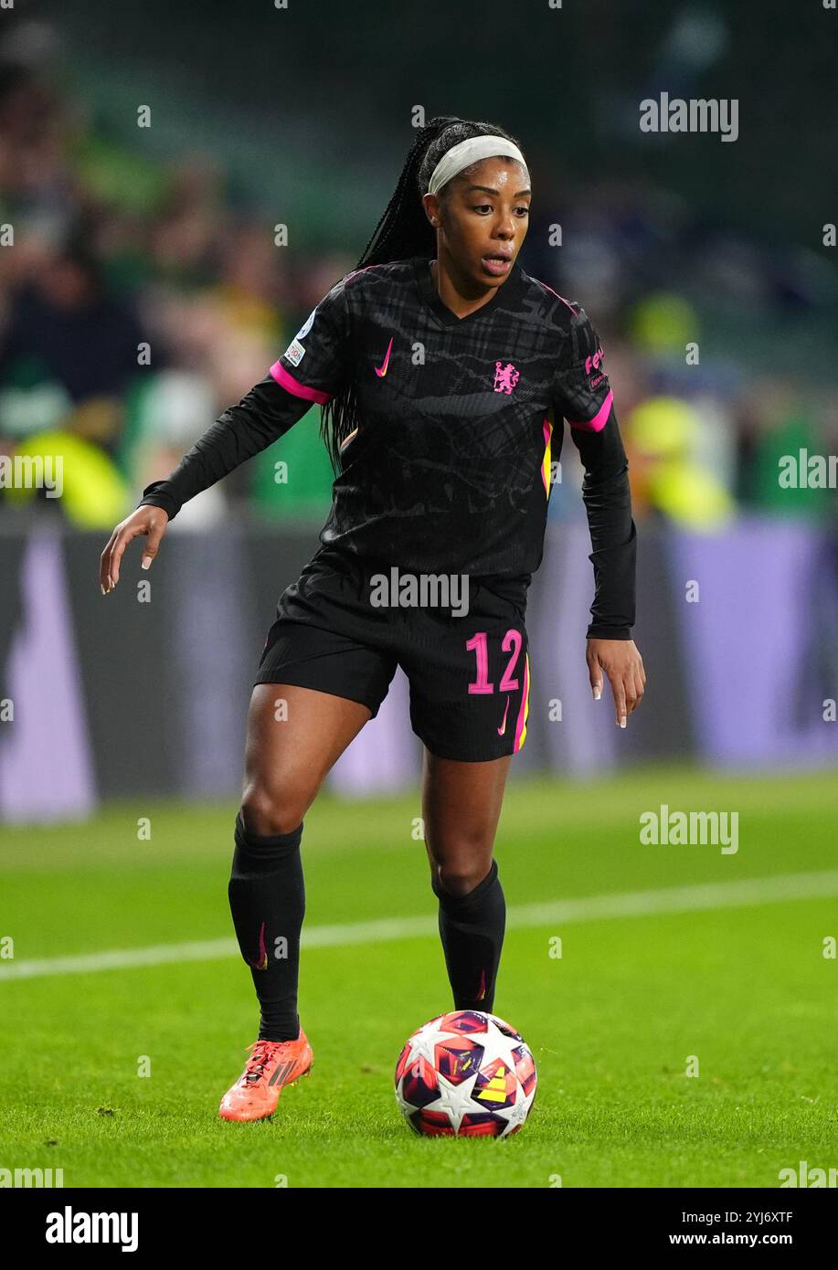 Chelsea women glasgow hi-res stock photography and images - Alamy