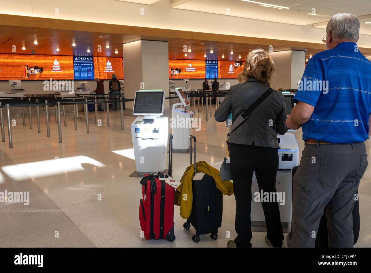 airport la guardia new york