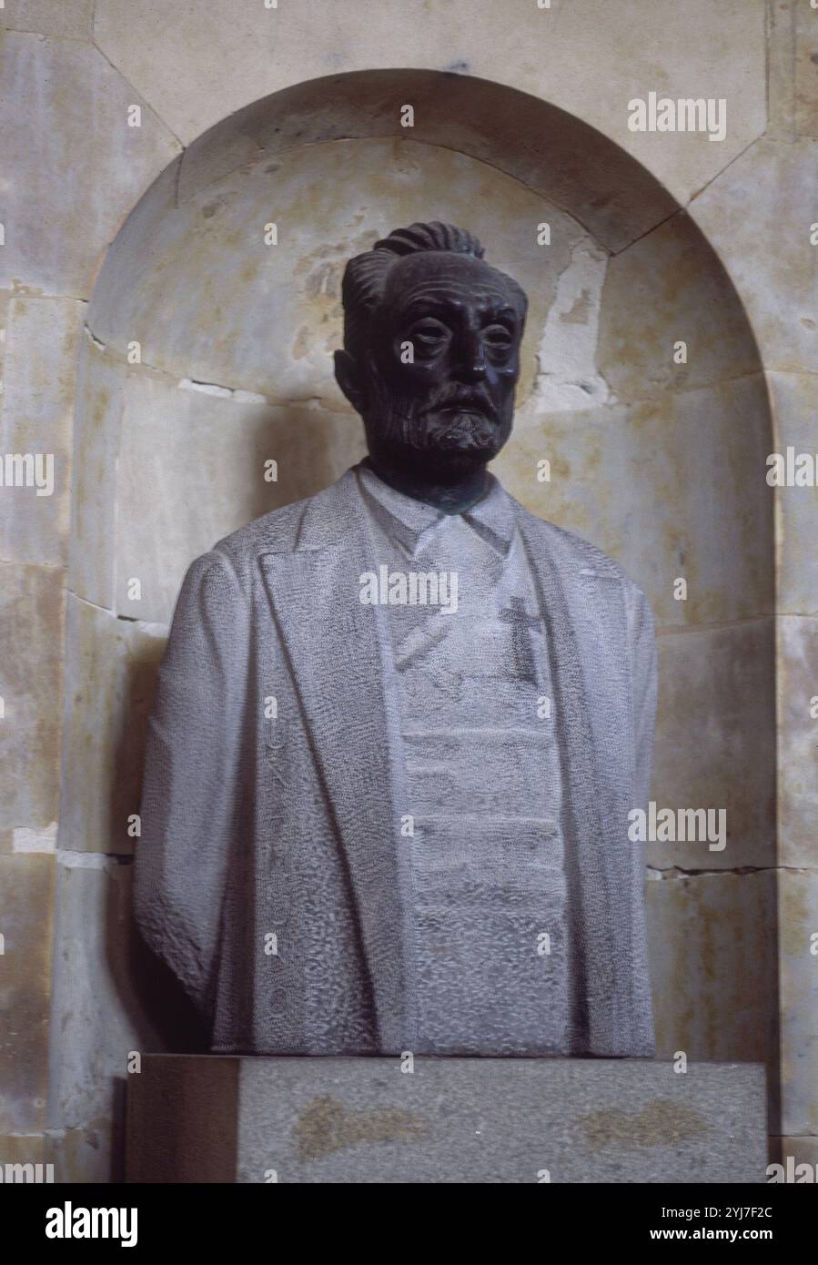 Busto de bronce hi-res stock photography and images - Alamy