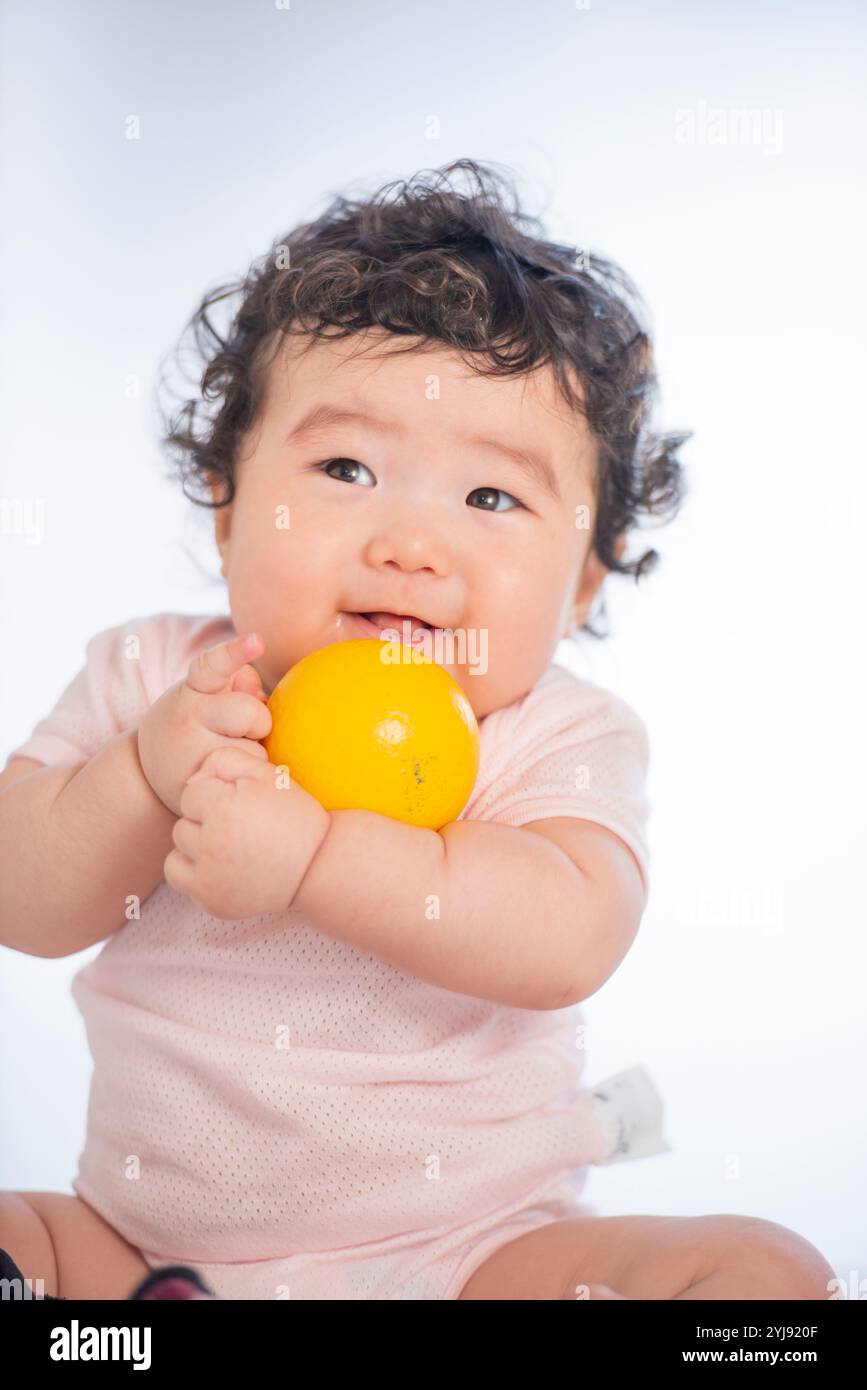 6 month old baby girl hi-res stock photography and images - Alamy