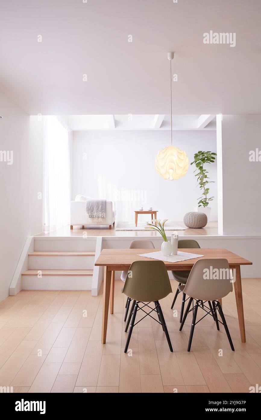 Room With Step Large, simple room on step floor Stock Photo - Alamy