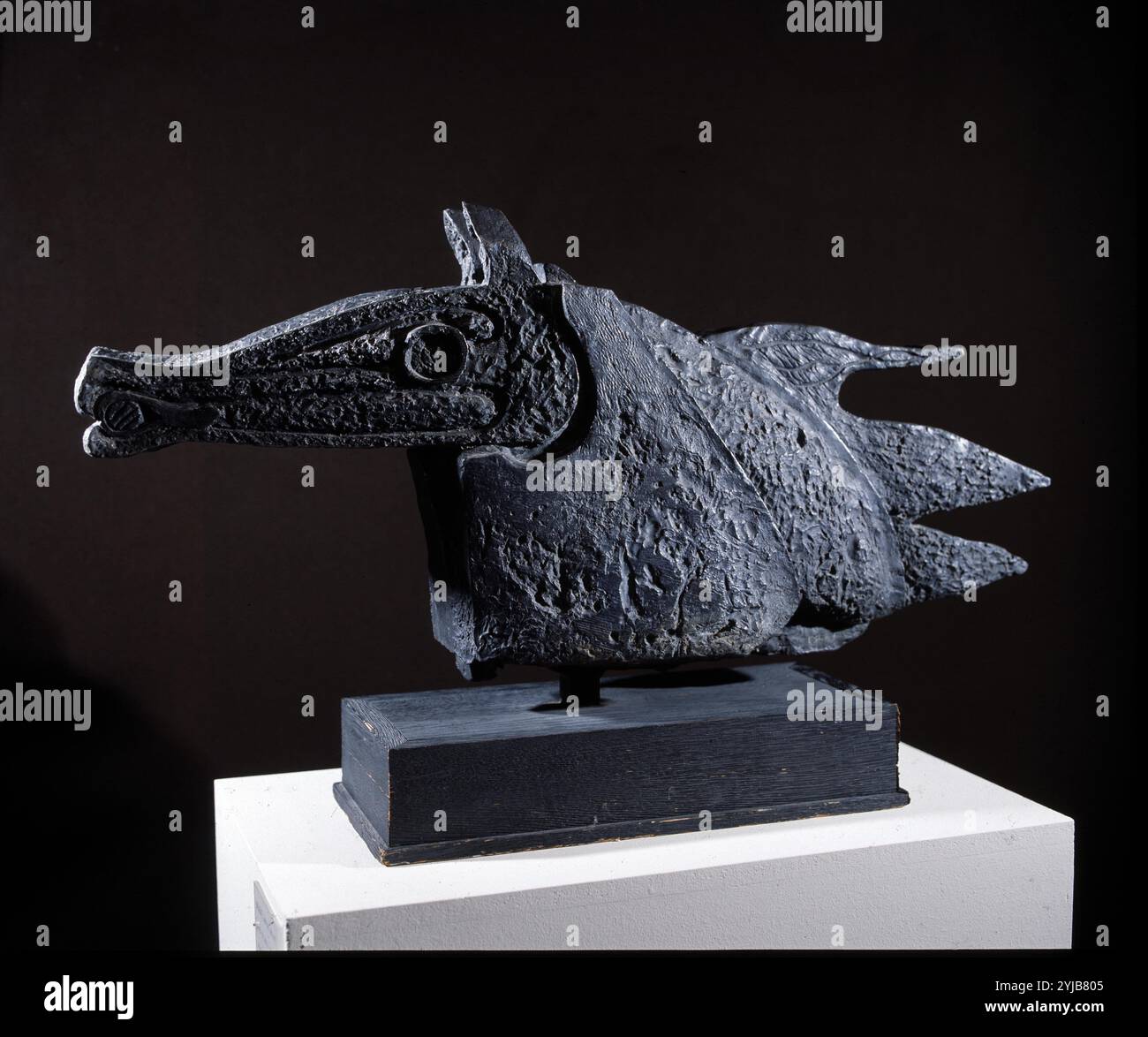 Cabeza de caballo de bronce hi-res stock photography and images - Alamy