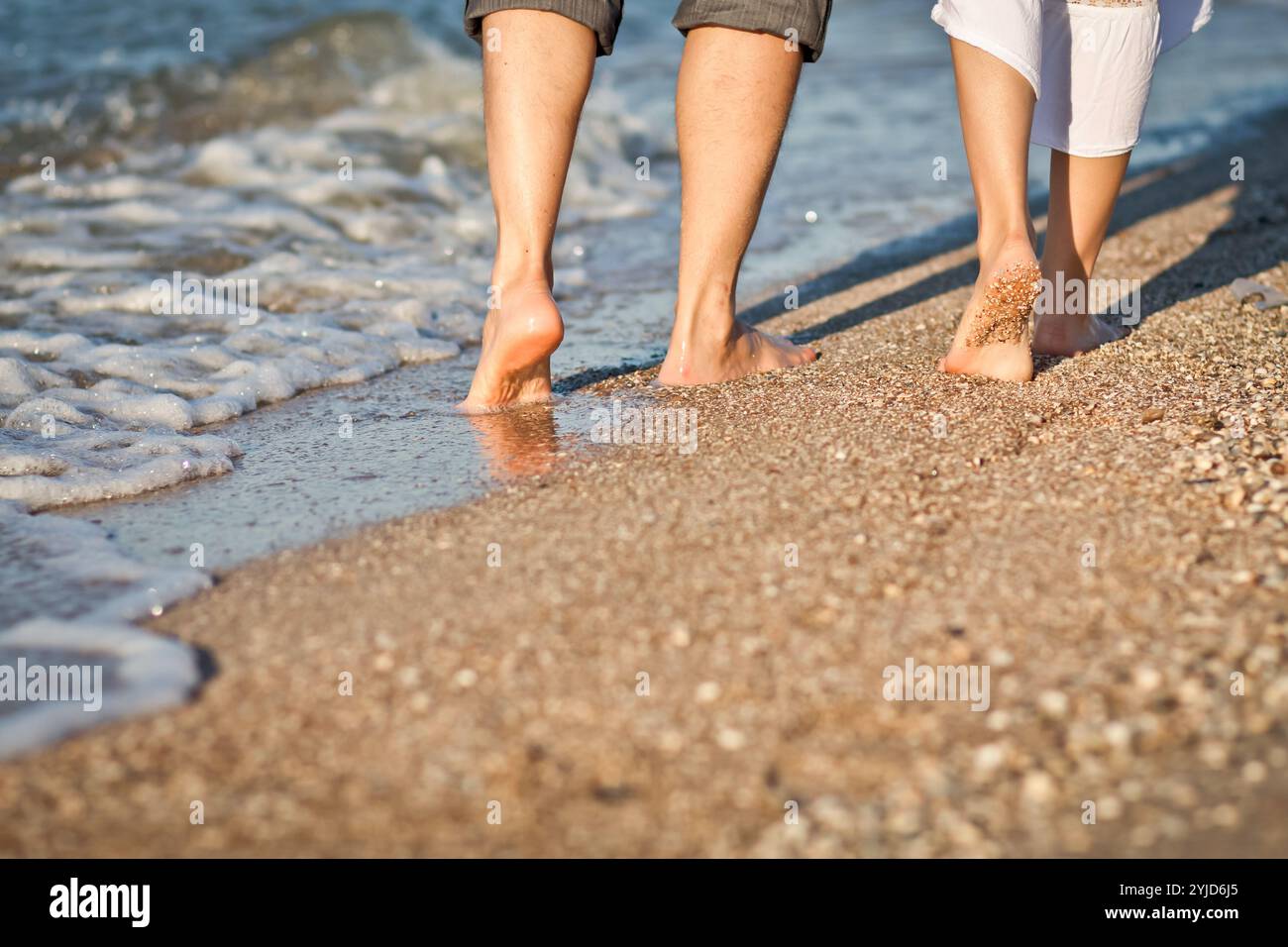 Women's feet barefoot hi-res stock photography and images - Alamy