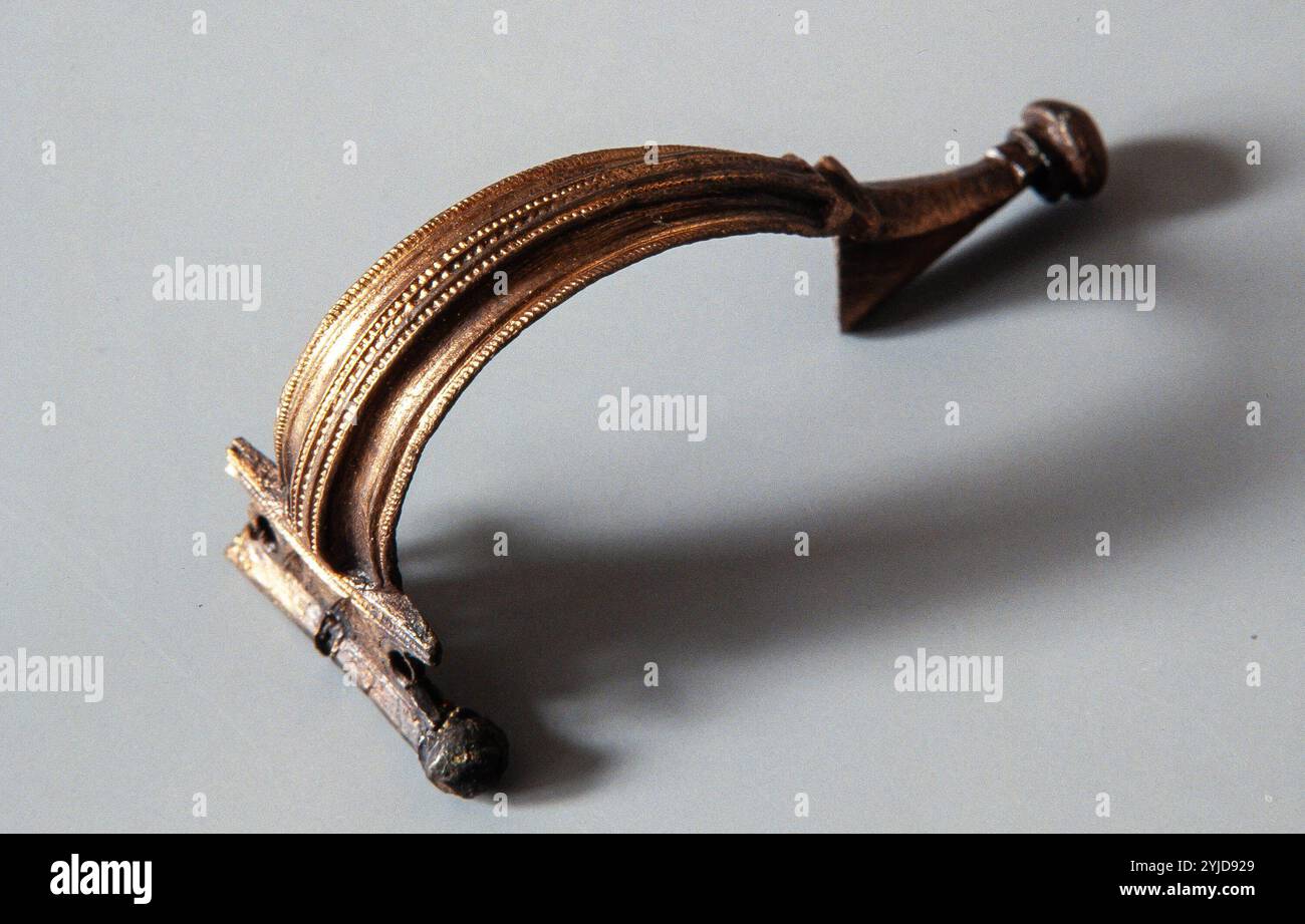 Romana de bronce hi-res stock photography and images - Alamy