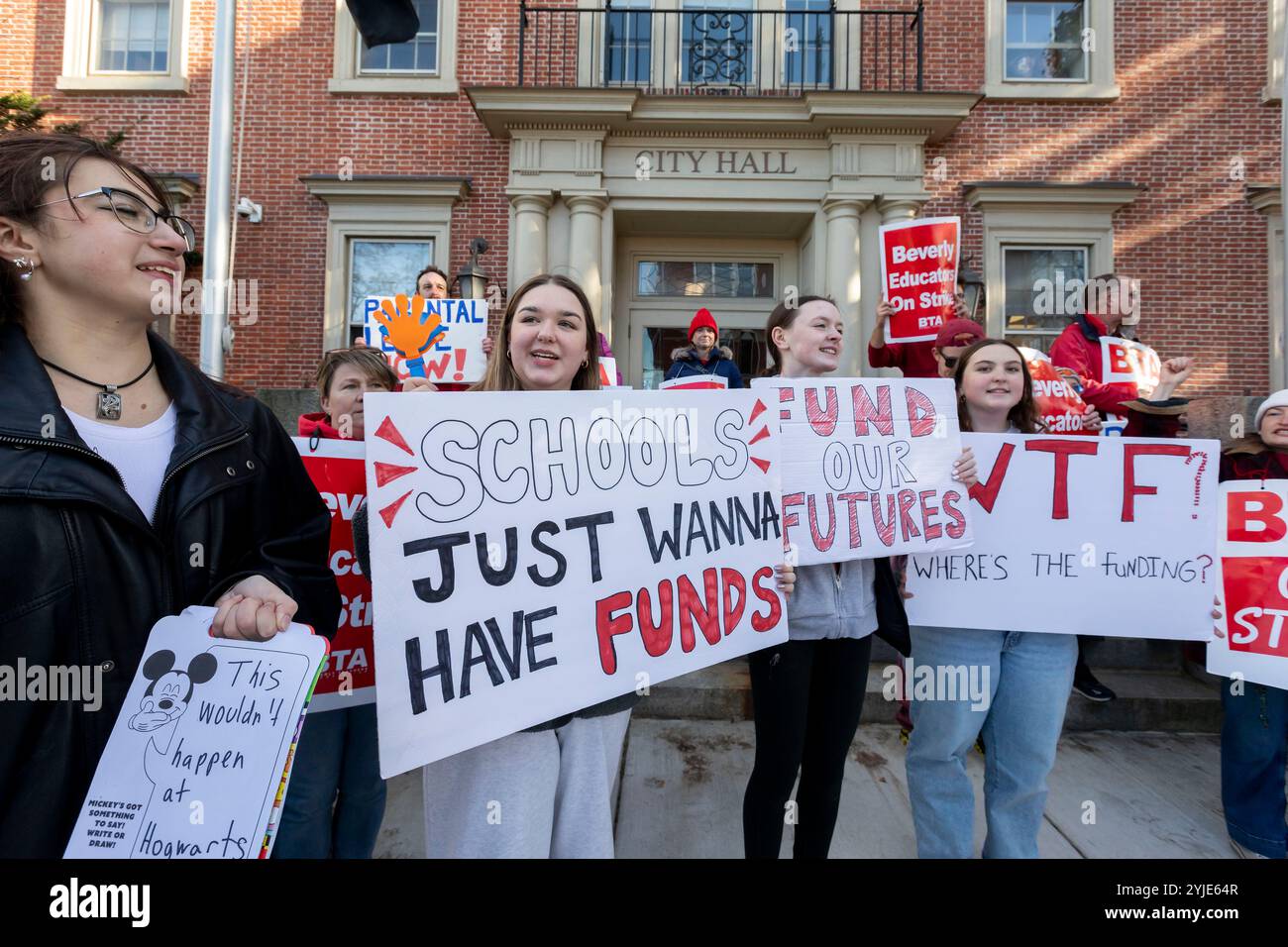 Nov. 12, 2024. Beverly, MA. Teachers rallied at Beverly Common and
