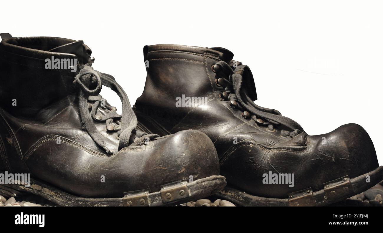 World War II (1939-1945). Boots used by Red Army skiers, American origin. Latvian War Museum. Riga. Latvia. Stock Photo