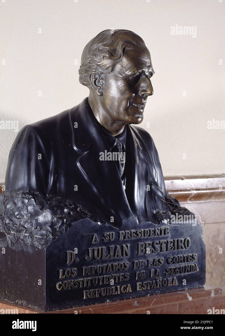 Busto escultura de bronce hi-res stock photography and images - Alamy