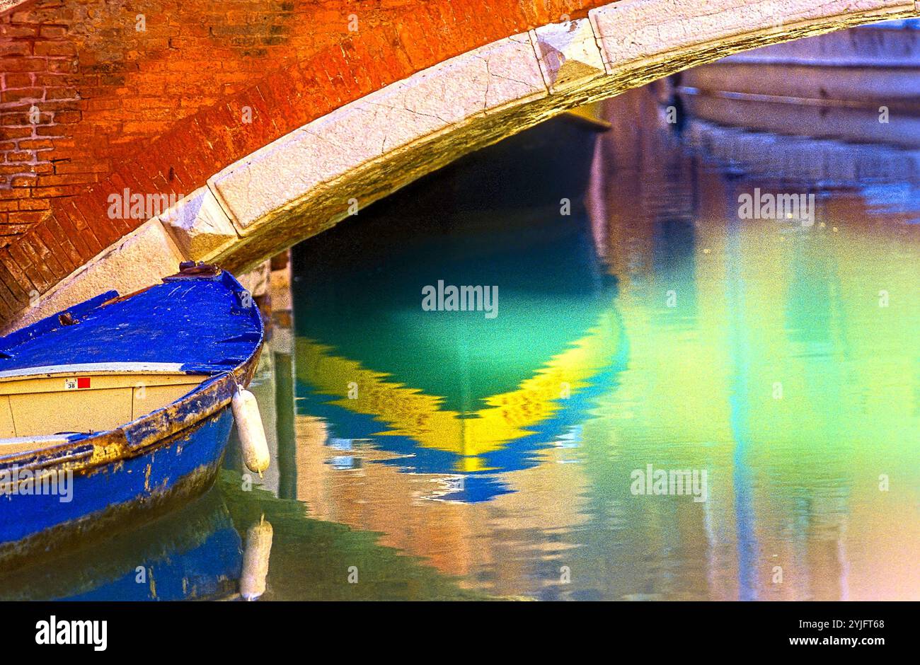 Water canal reflections hi-res stock photography and images - Alamy