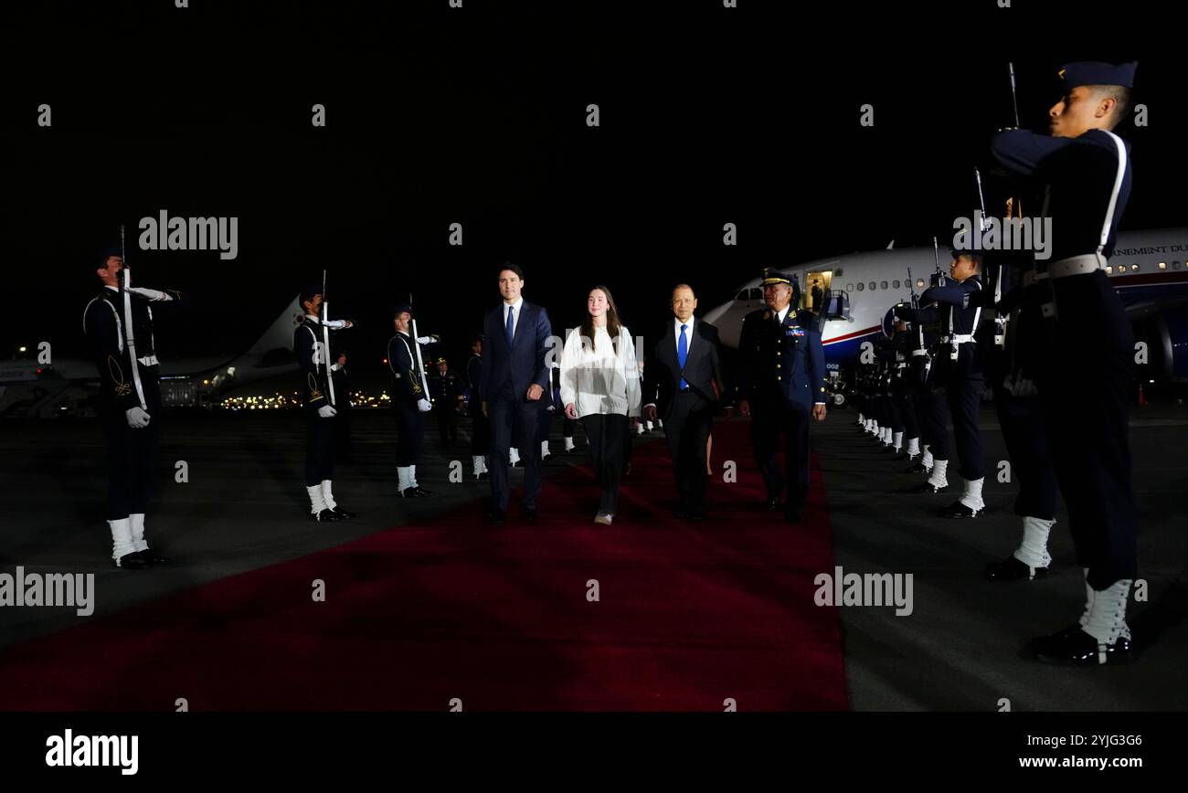 Canada's Prime Minister Justin Trudeau and daughter Ella-Grace arrive ...