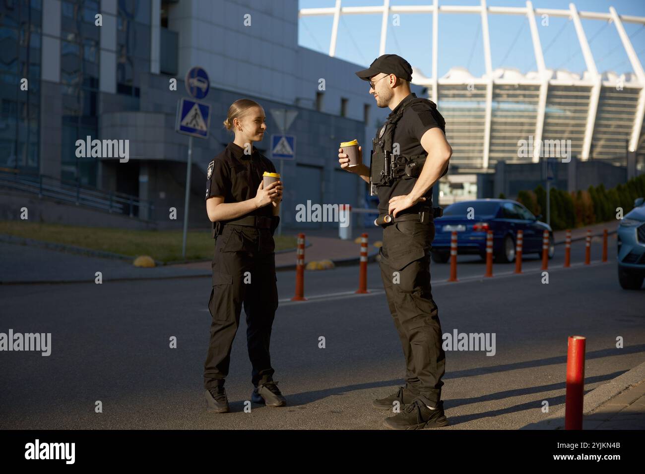 Friendly police officer station hi-res stock photography and images - Alamy