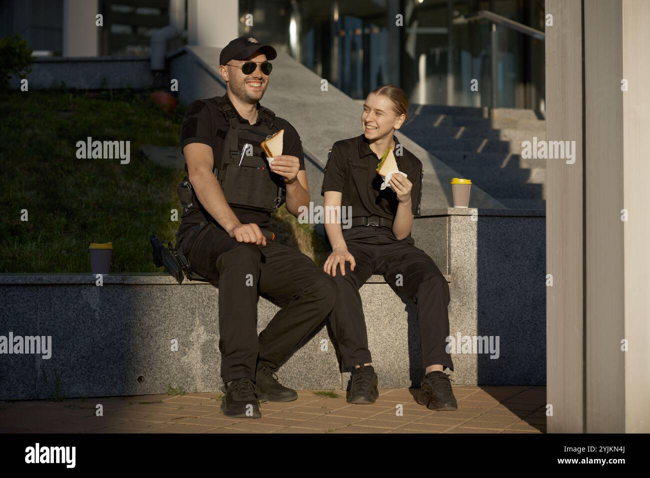 Diverse female police officers hi-res stock photography and images - Alamy