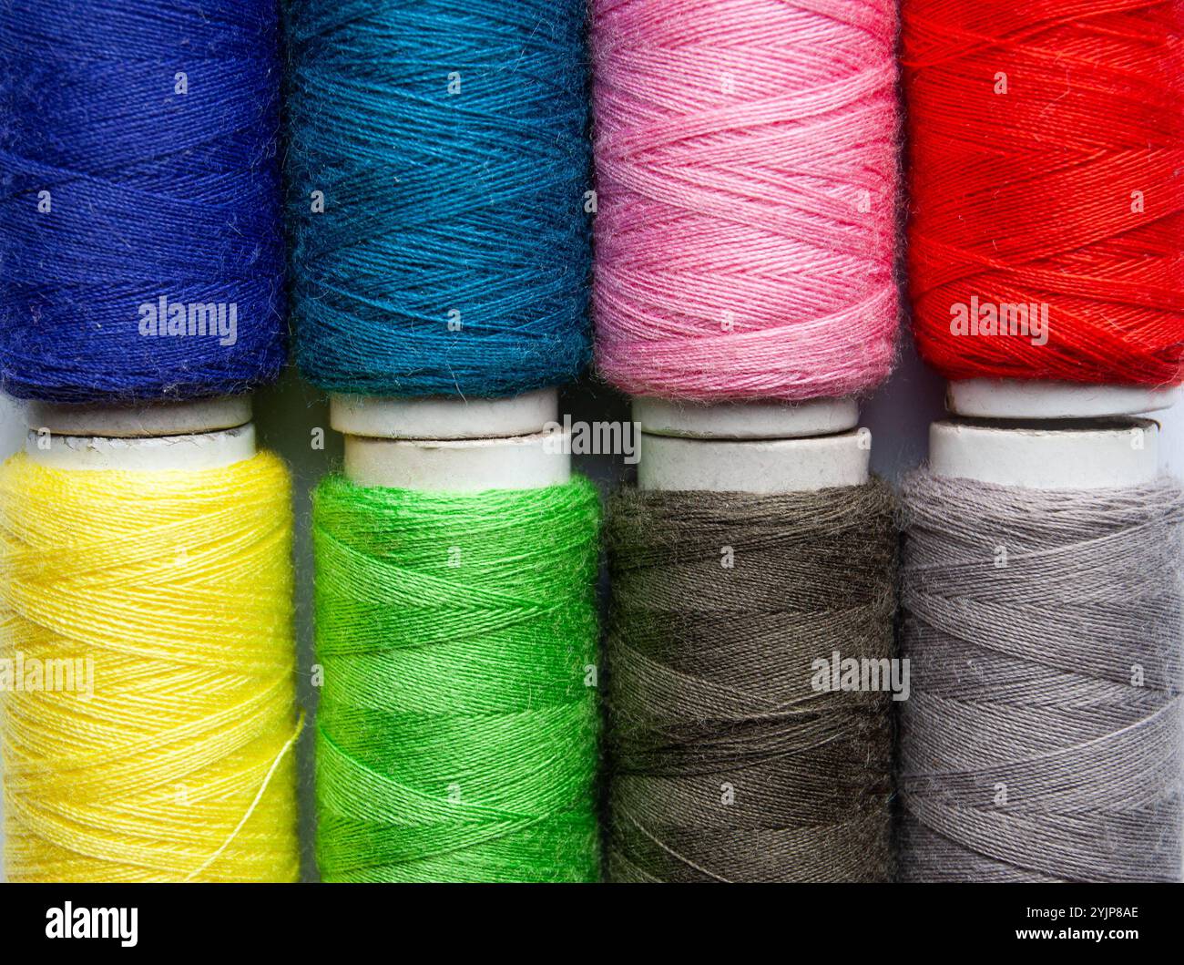 Light Colour Threads Thread colors display hi-res stock photography and images - Alamy